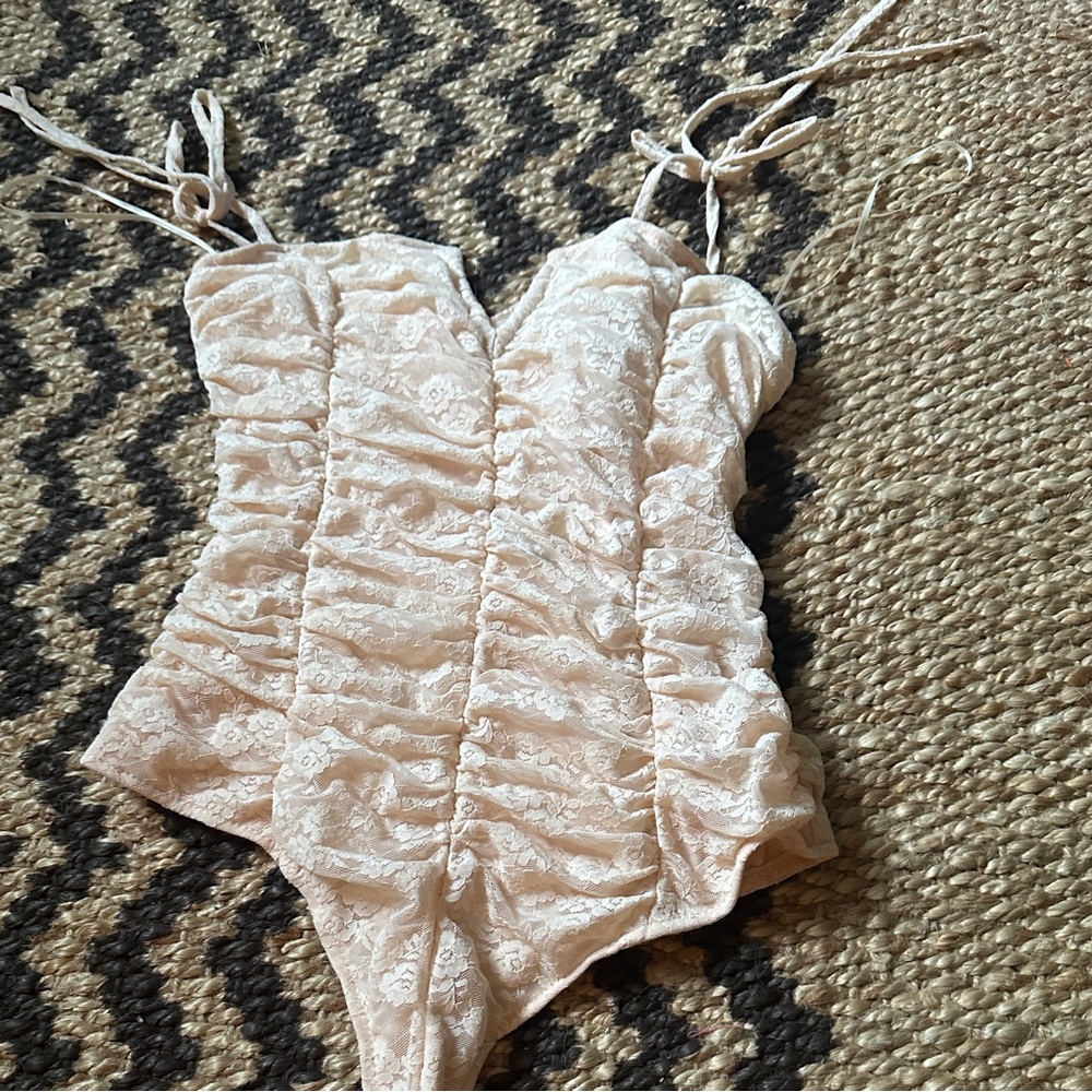 Le Los Ruched Bodysuit